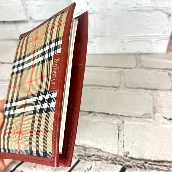 Burberrys Agenda Planner PM - Picture 10 of 15